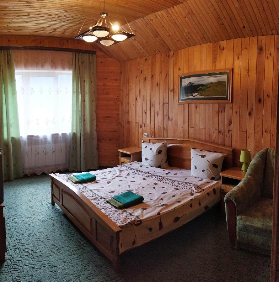 Guest House Shafran Yaremche Ngoại thất bức ảnh