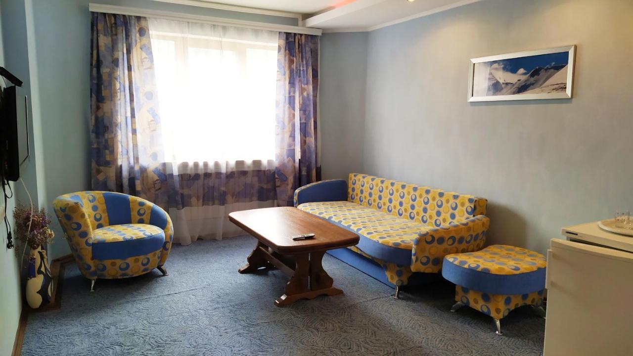 Guest House Shafran Yaremche Ngoại thất bức ảnh