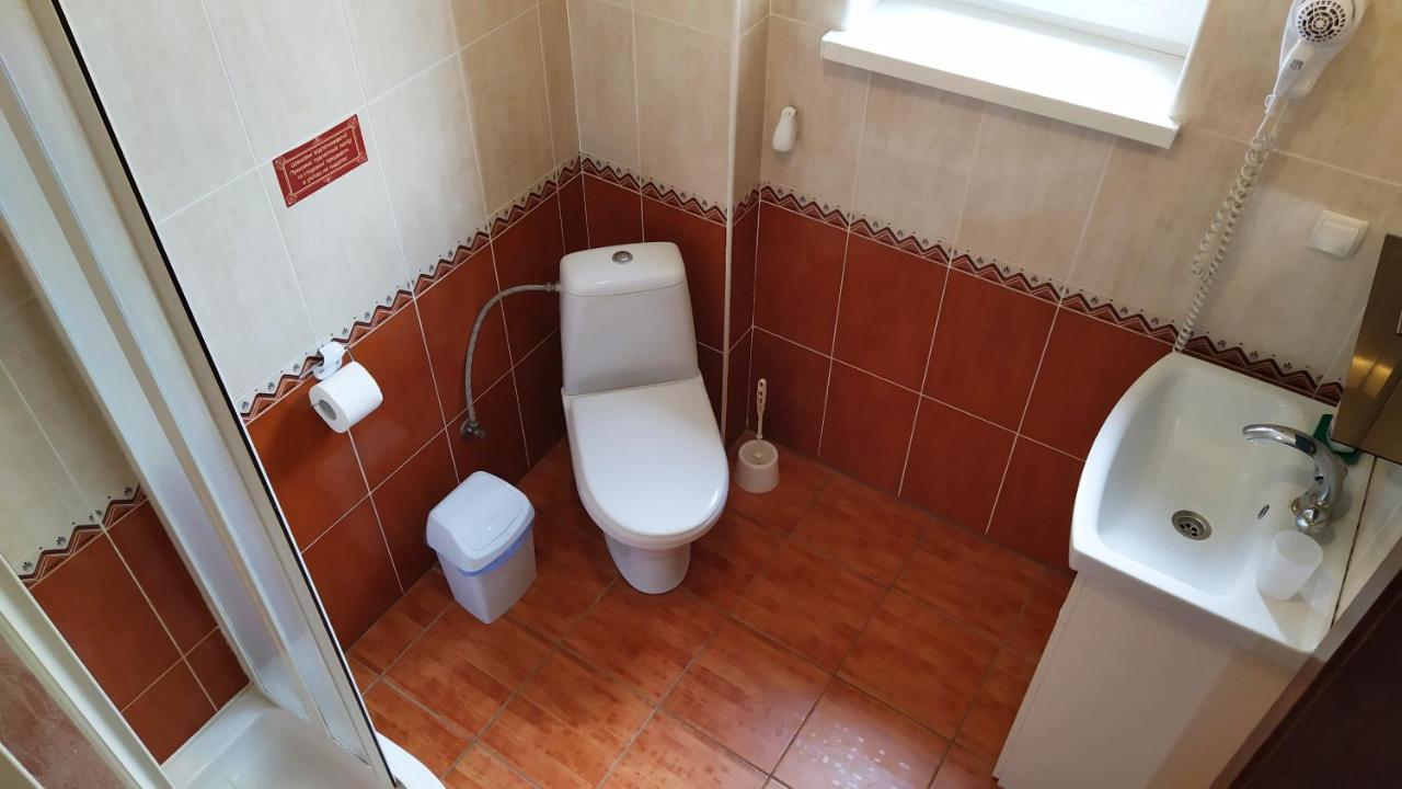 Guest House Shafran Yaremche Ngoại thất bức ảnh