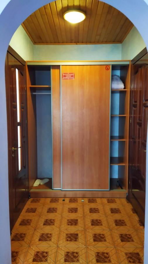 Guest House Shafran Yaremche Ngoại thất bức ảnh