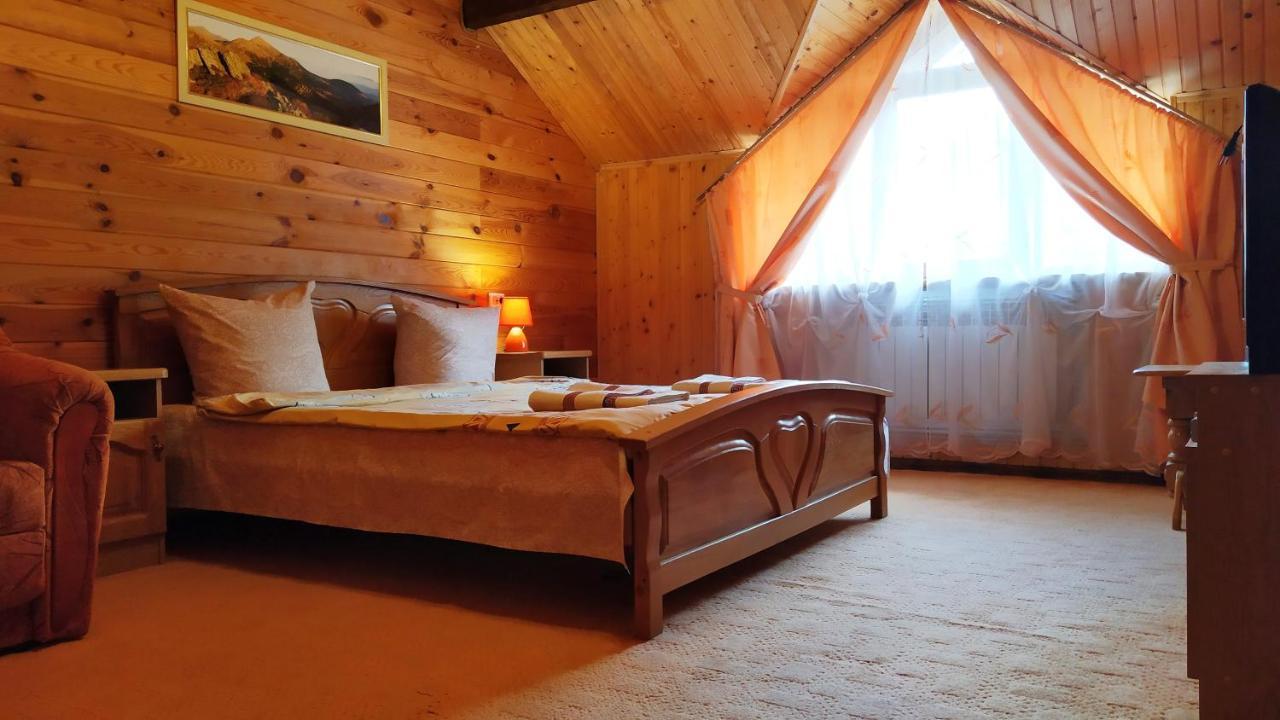 Guest House Shafran Yaremche Ngoại thất bức ảnh