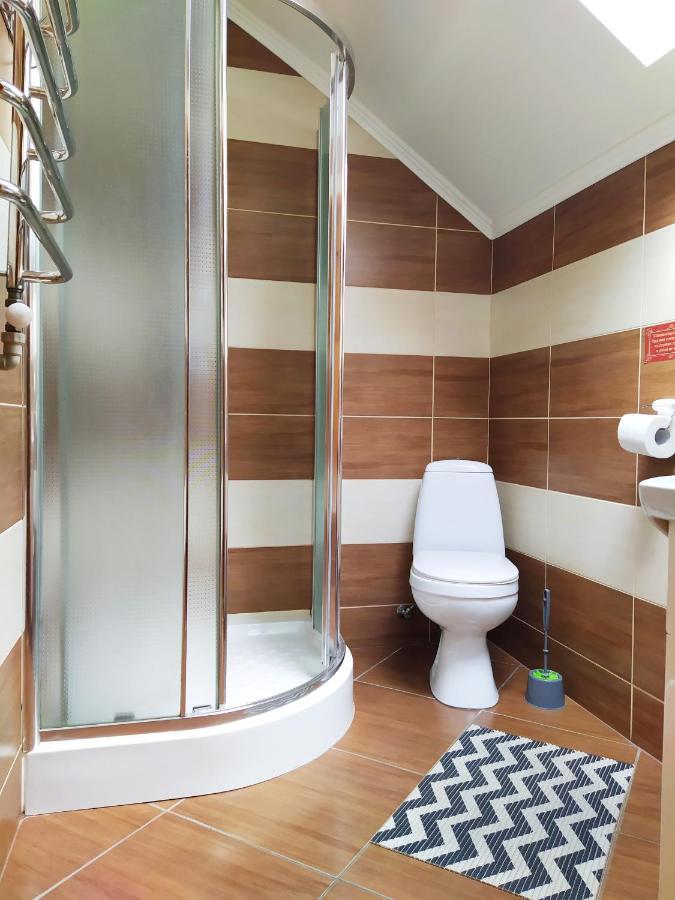 Guest House Shafran Yaremche Ngoại thất bức ảnh